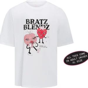 Bratz Stylin' Cloe Doll with Customizable T-Shirt