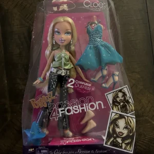 Bratz Passion 4 Fashion Cloe Doll