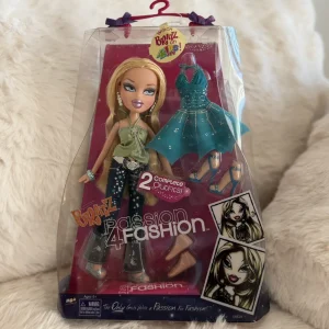 Bratz Passion 4 Fashion Cloe Doll NEW NIB Rare